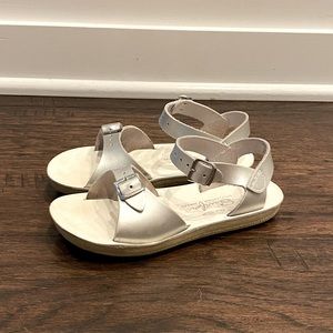 🚫SOLD🚫 San Surfer silver sandals